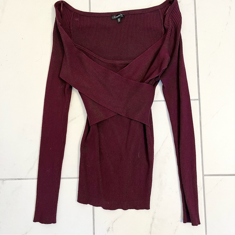 Small Plum Dynamite criss cross sweater